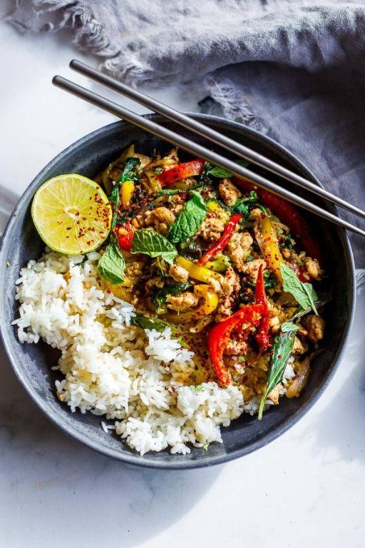 Lemongrass Chicken Mai Fun Stir-Fry