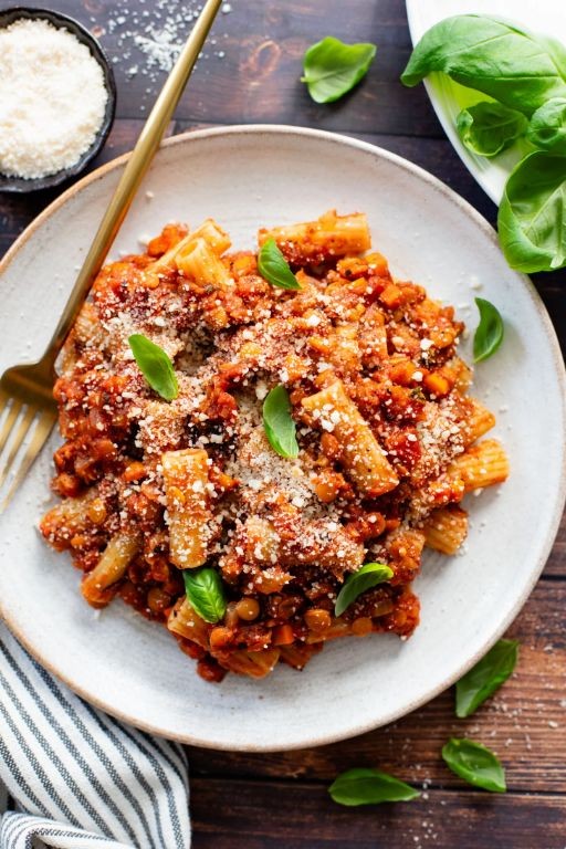 Lentil Bolognese Sauce for Slow Cooker Pasta