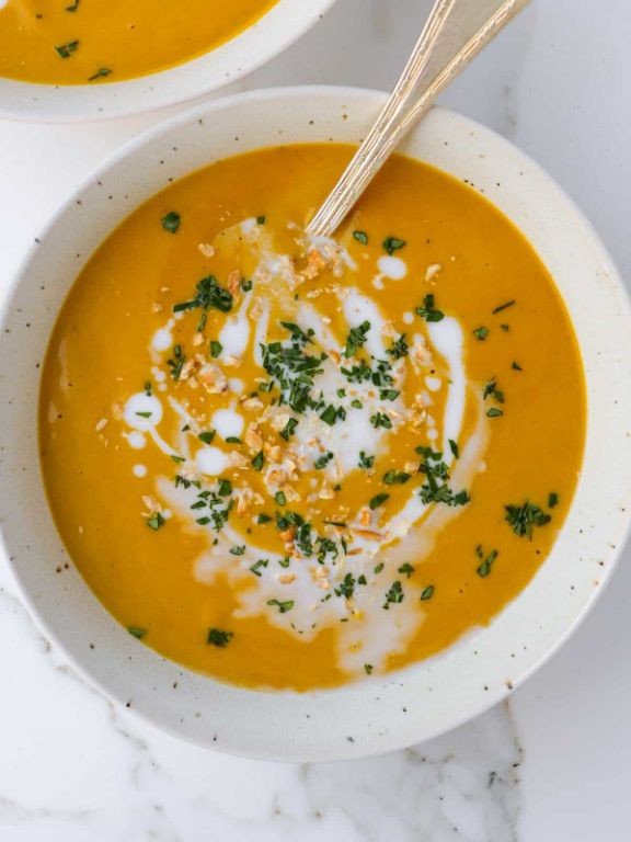 Lentil and Carrot Ginger Soup