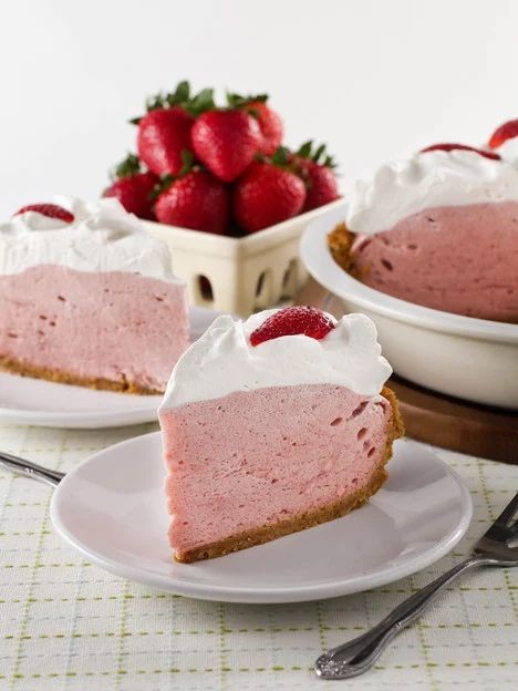 Light Strawberry Chiffon Pie