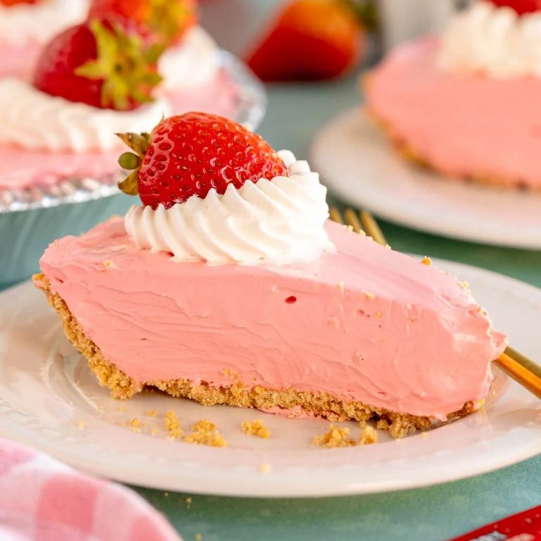 Lime Koolaid Pie with Graham Cracker Crust