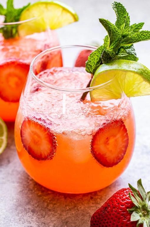 Lime Vodka Berry Smash