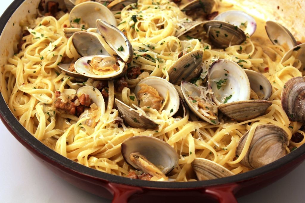 Linguine with White Clam Sauce