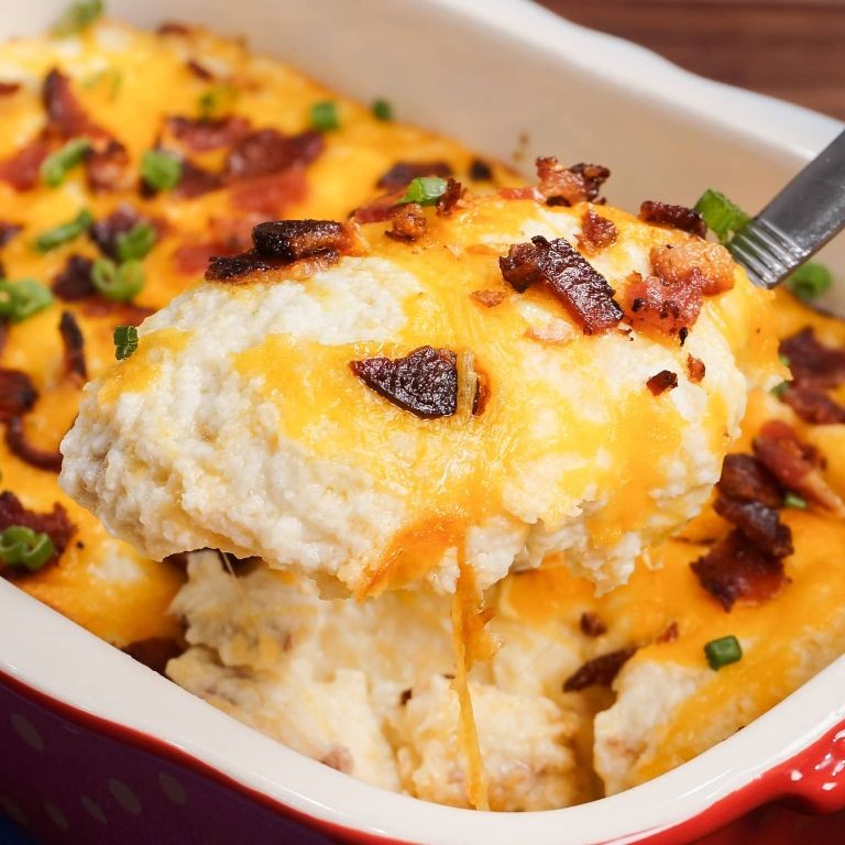 Loaded Baked Potato Style Mashed Cauliflower
