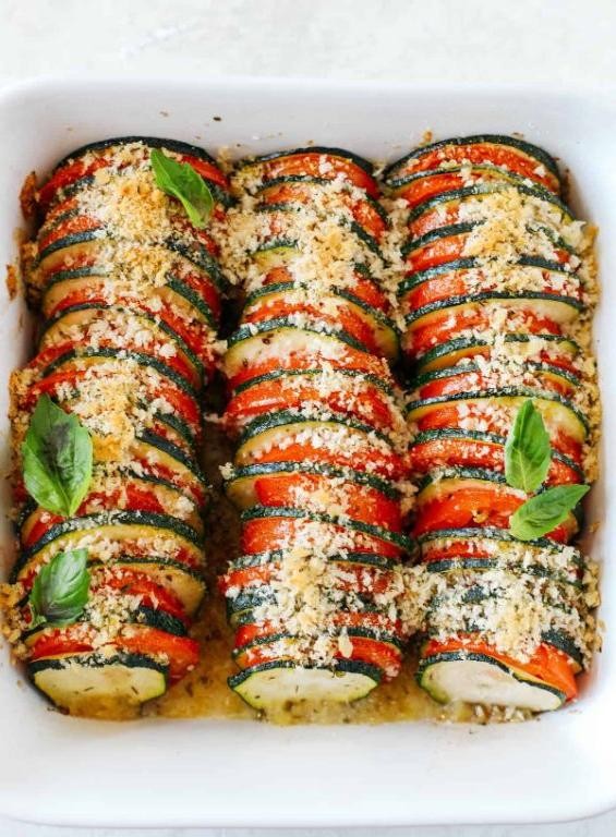 Low Calorie Zucchini and Tomato Bake