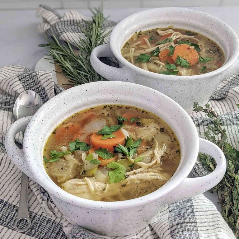 Low-Carb Chicken and Vegetable Soup