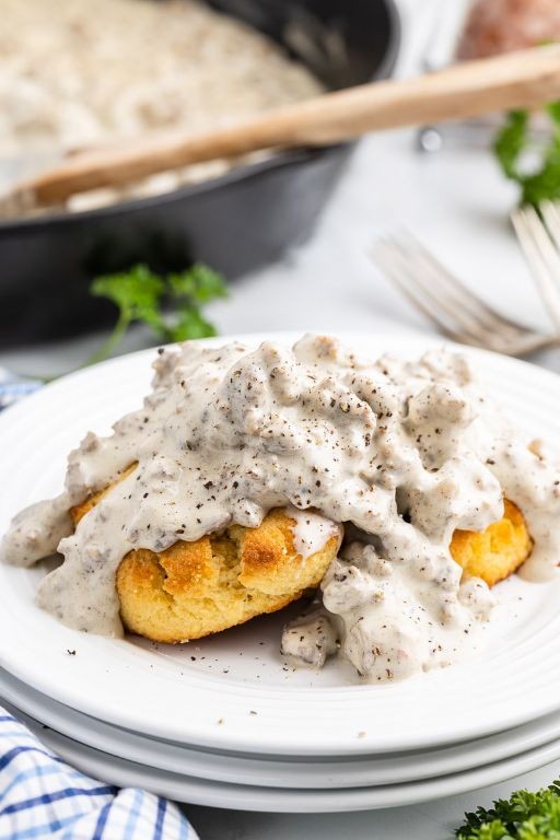 Low-Carb Sausage Gravy with Almond Flour