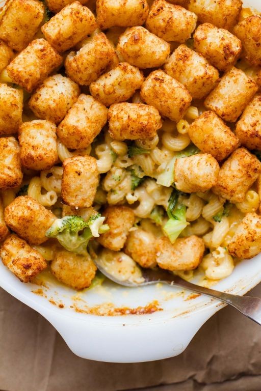 Mac and Cheese Tater Tot Casserole