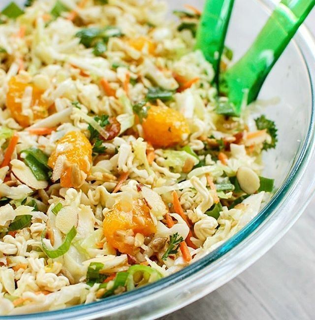 Mandarin Orange and Almond Cole Slaw