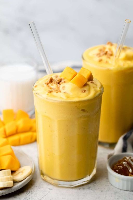 Mango Coconut Milk Smoothie