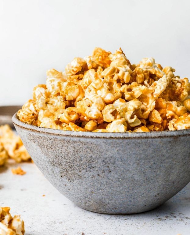 Maple Glazed Caramel Corn