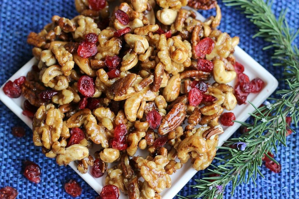 Maple Glazed Pecan and Cranberry Mix