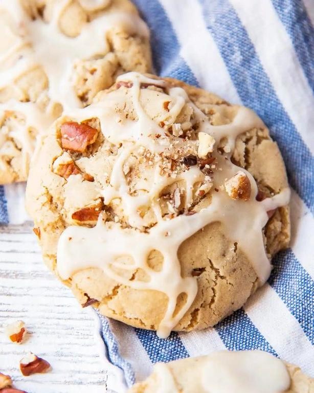 Maple Pecan Cookies