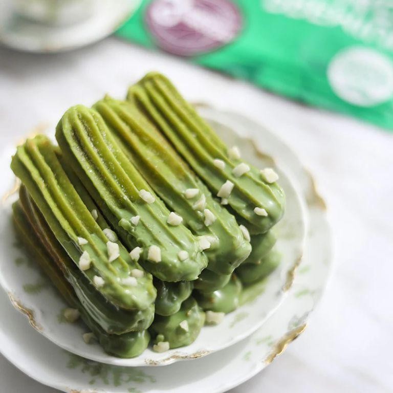 Matcha Green Tea Churros