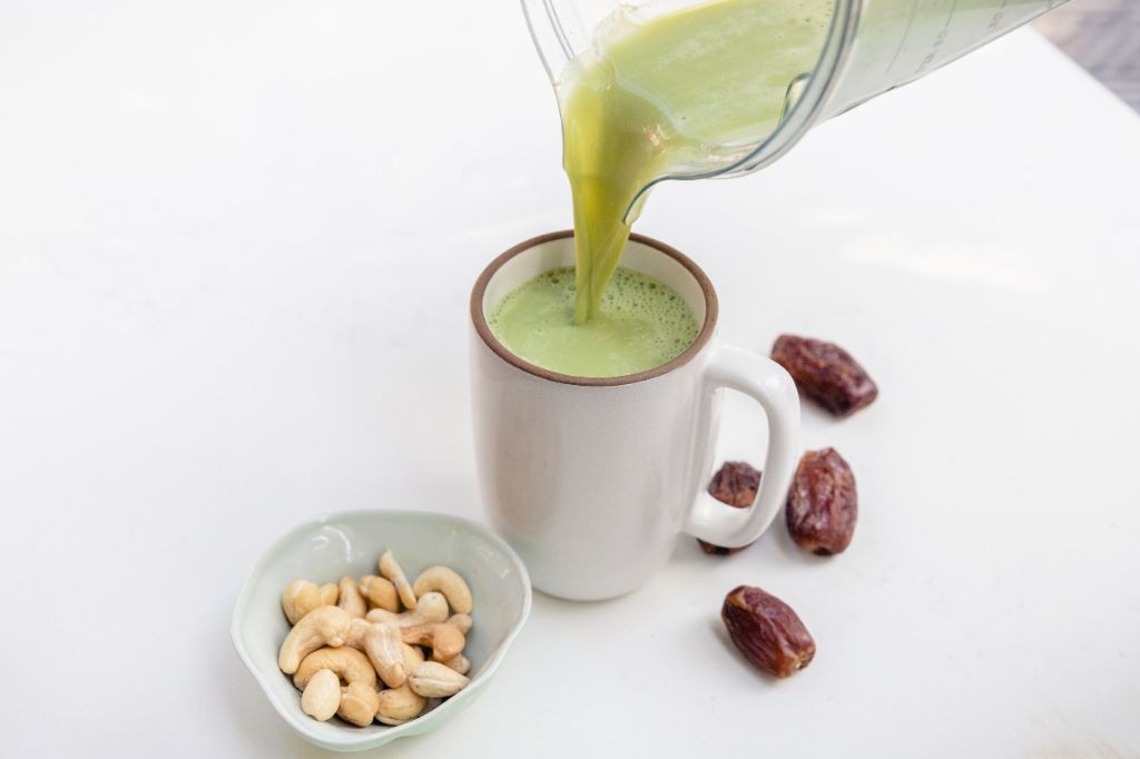 Matcha Latte with Cashew Milk and Dates