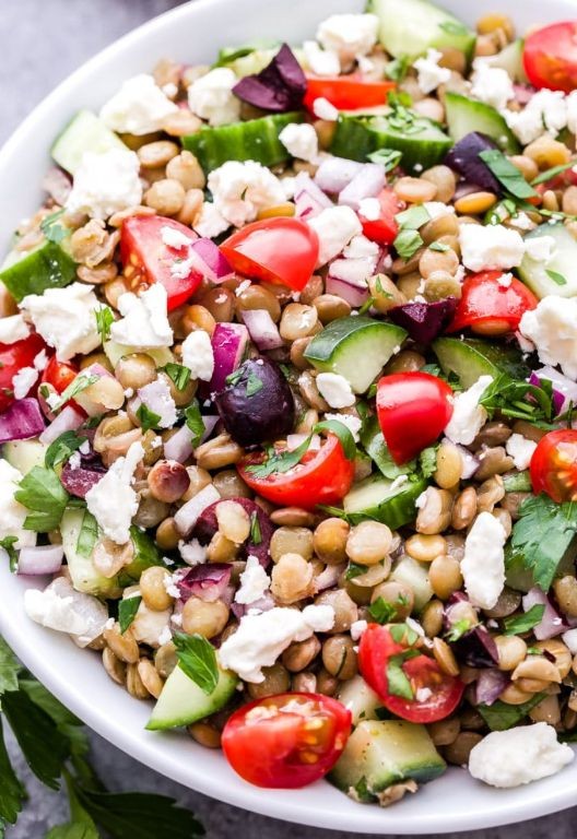 Mediterranean Lentil Salad with Feta and Olives