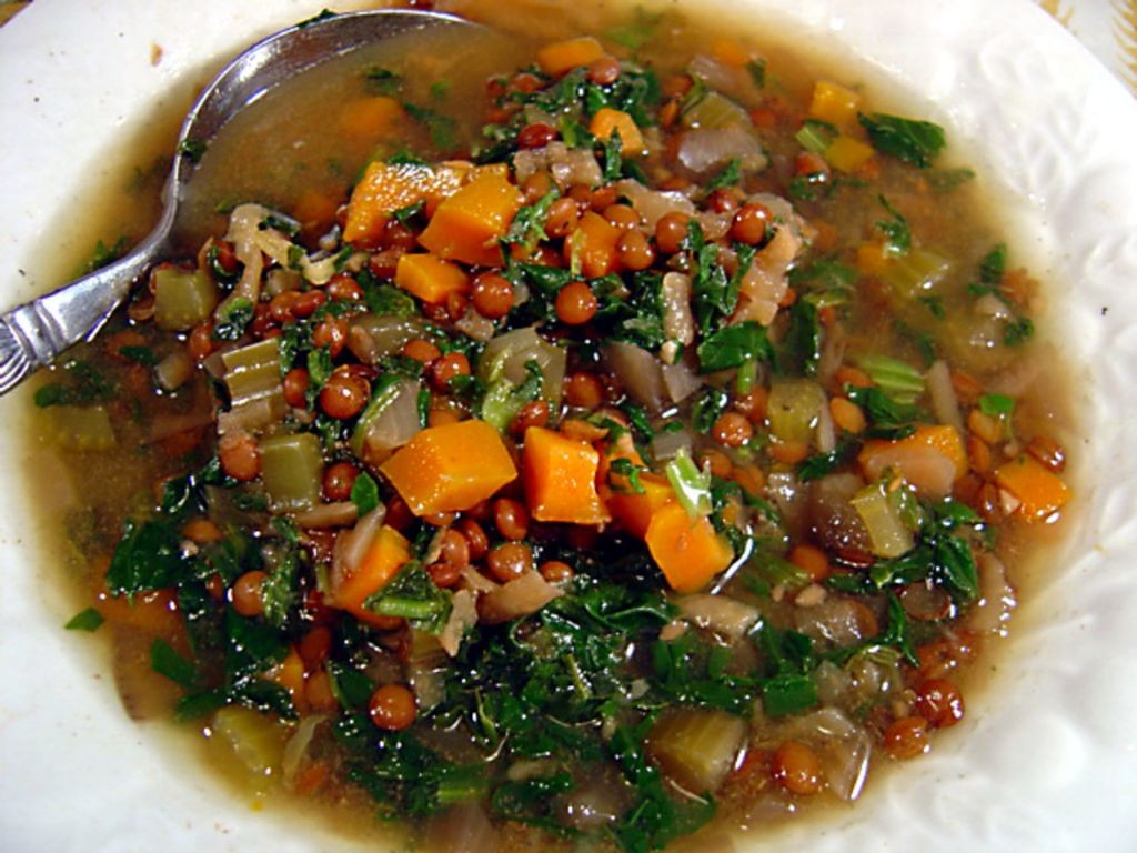Mediterranean Lentil and Spinach Crockpot Dinner