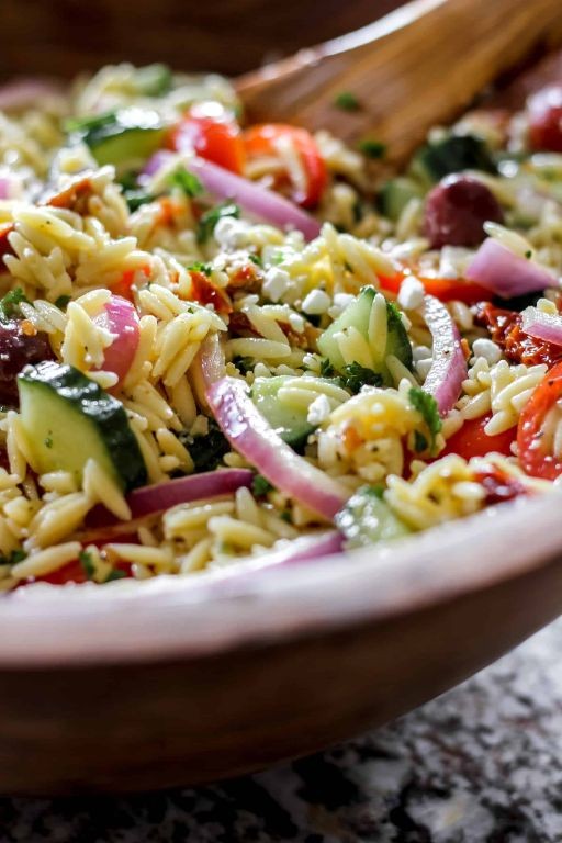 Mediterranean Orzo Salad with Sun-Dried Tomatoes