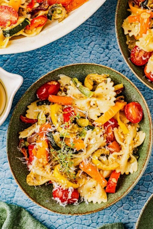 Mediterranean-Inspired Pasta Primavera