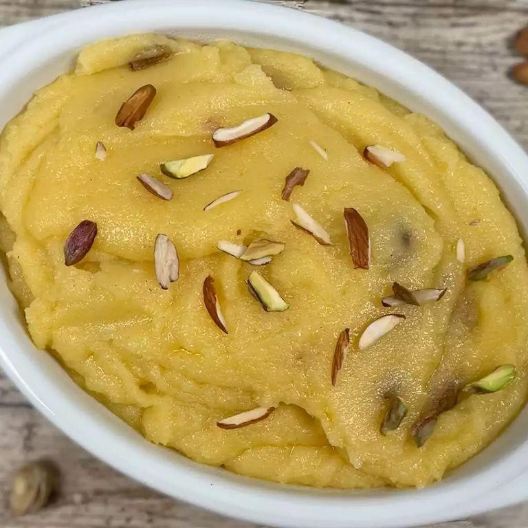 Microwave Sooji Ka Halwa for Quick Dessert