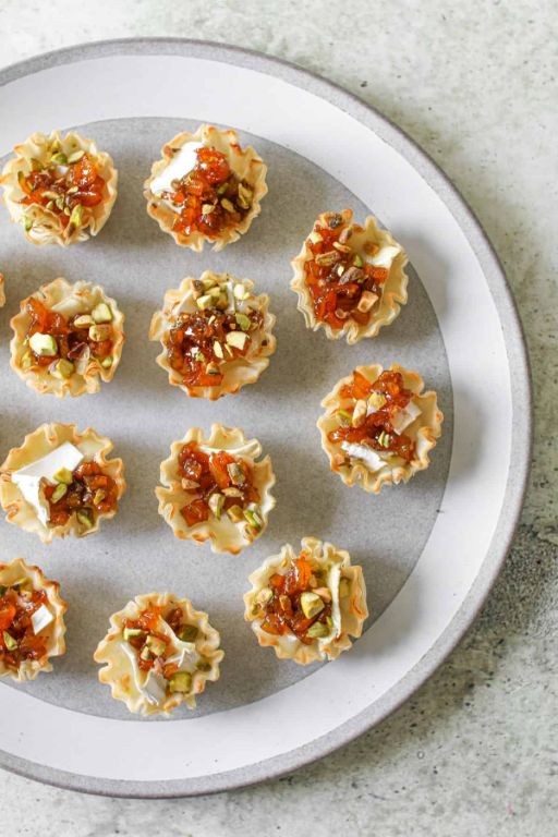 Mini Brie and Apricot Puff Pastry Pockets