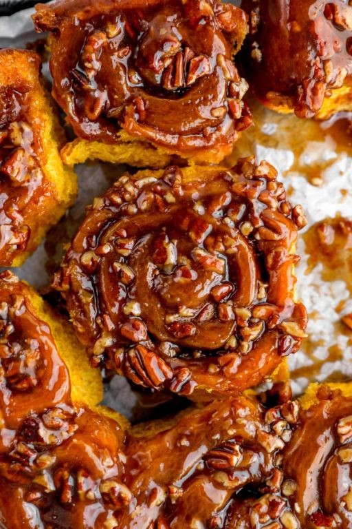 Mini Pumpkin Cinnamon Rolls with Pecans
