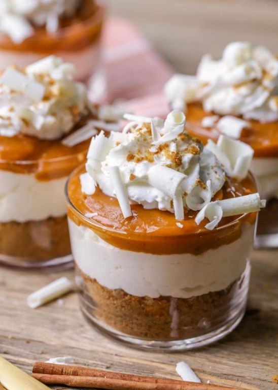 Mini Pumpkin Pudding Parfaits