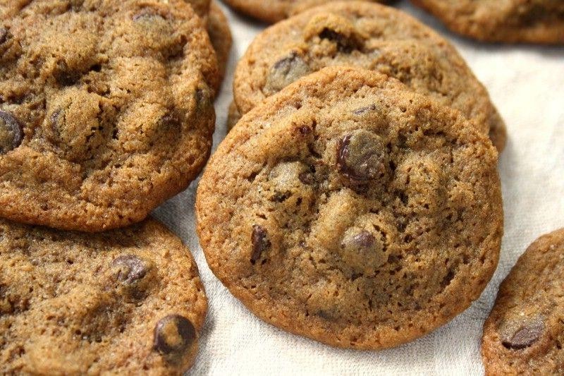 Molasses Chocolate Chip Cookies