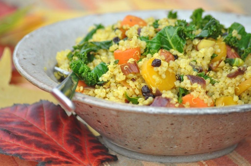 Moroccan Quinoa Pilaf with Apricots