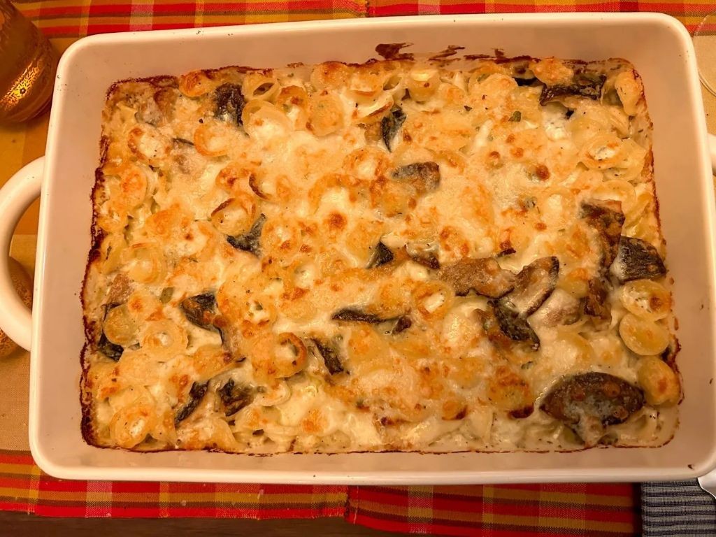Mushroom and Fontina Baked Mostaccioli