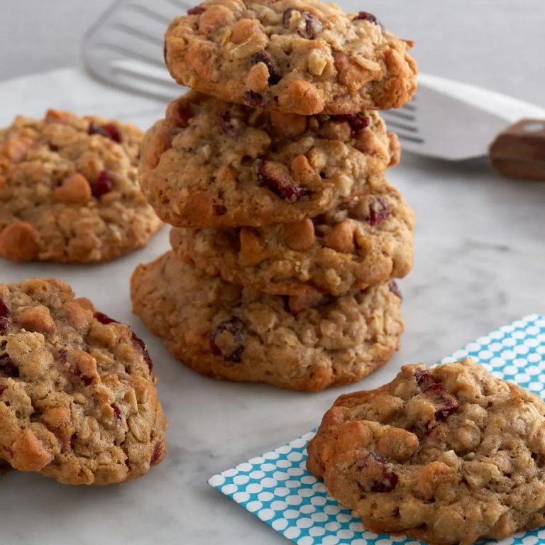 Oatmeal Butterscotch Cookies with Dried Cranberries