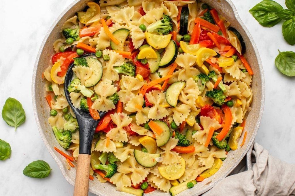 One Pot Vegetarian Pasta Primavera
