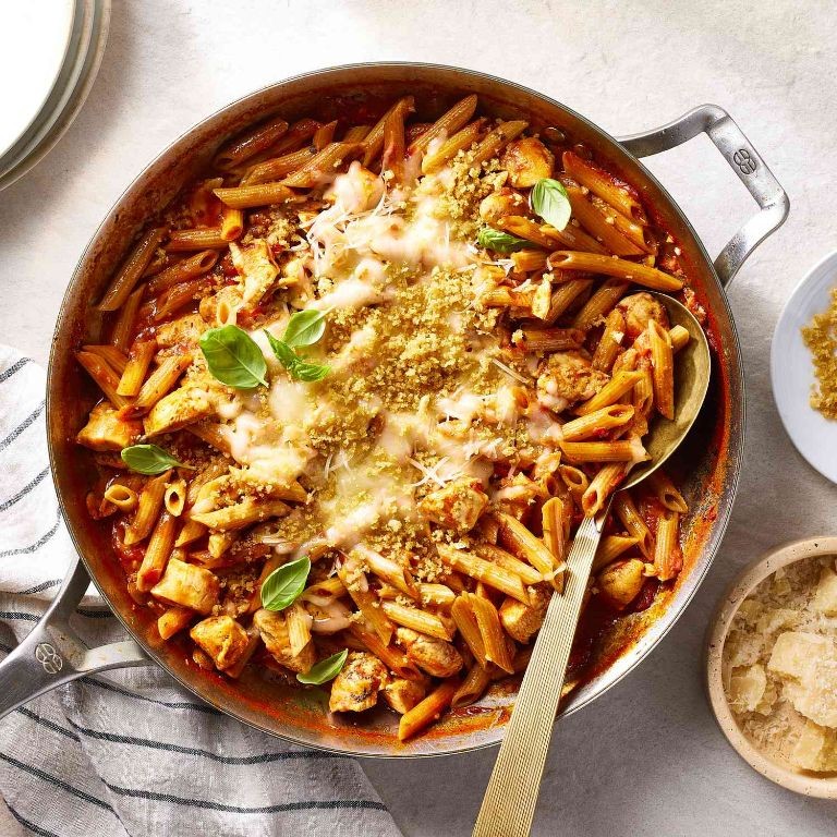 One-Pot Chicken Parmesan Pasta