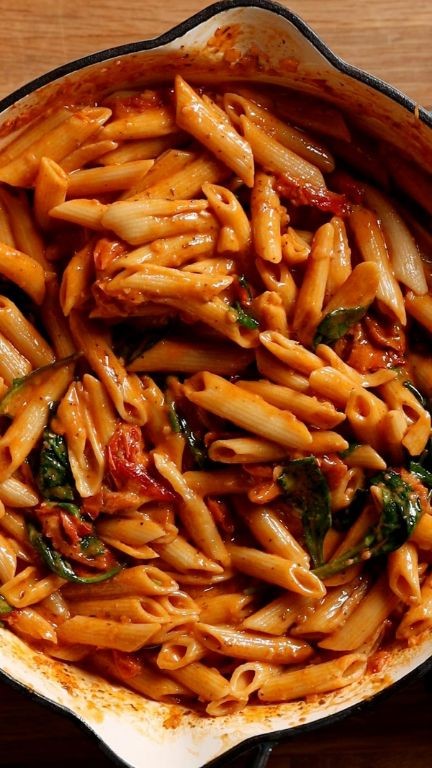 One-Pot Creamy Tuscan Pasta