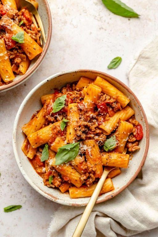 One-Pot Marinara Pasta