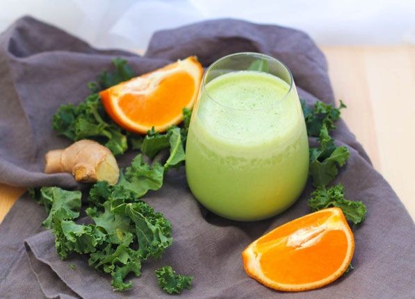 Orange Kale Spinach Smoothie