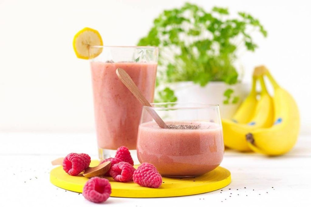 Orange Raspberry Chia Smoothie