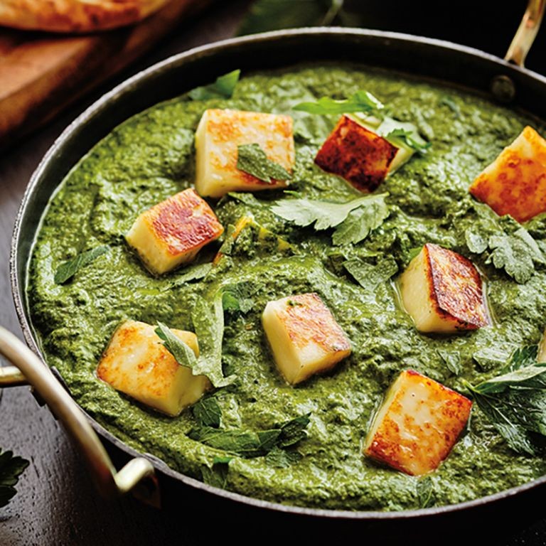 Palak Paneer with Garlic Naan