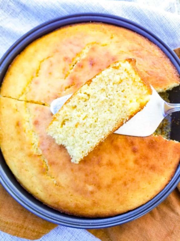 Pan de Maíz Costa Rican Cornbread
