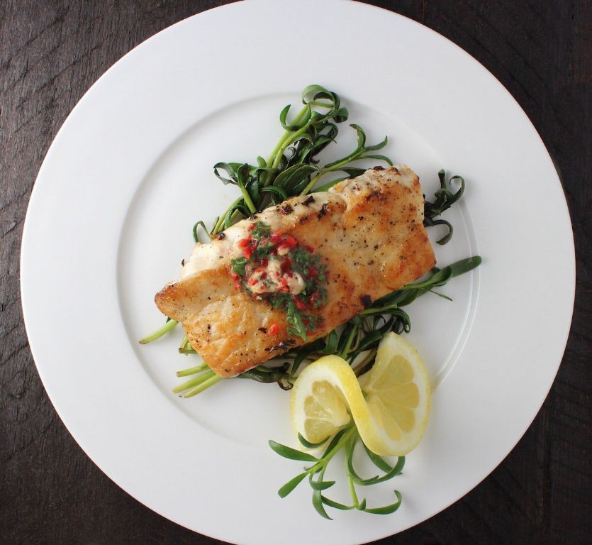 Pan-Seared Red Snapper Fillet with Garlic Butter Sauce