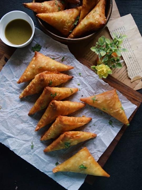 Paneer and Mint Stuffed Samosas