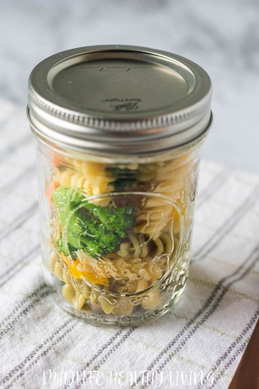 Pasta Primavera Mason Jar Salad