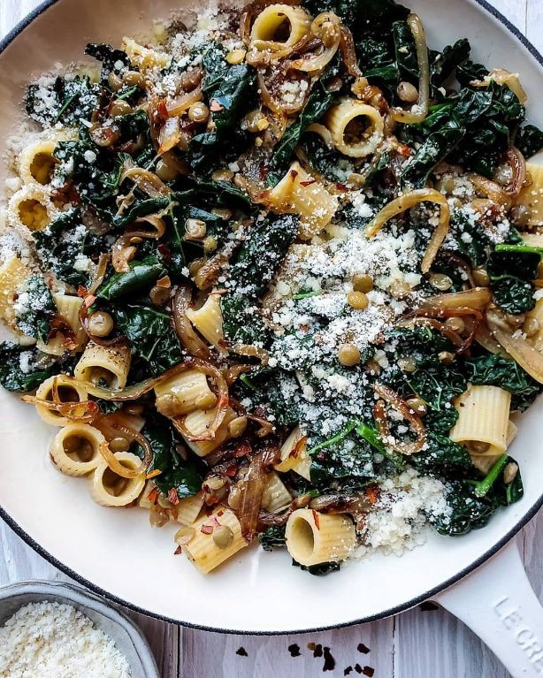 Pasta with Lentils and Caramelized Onions