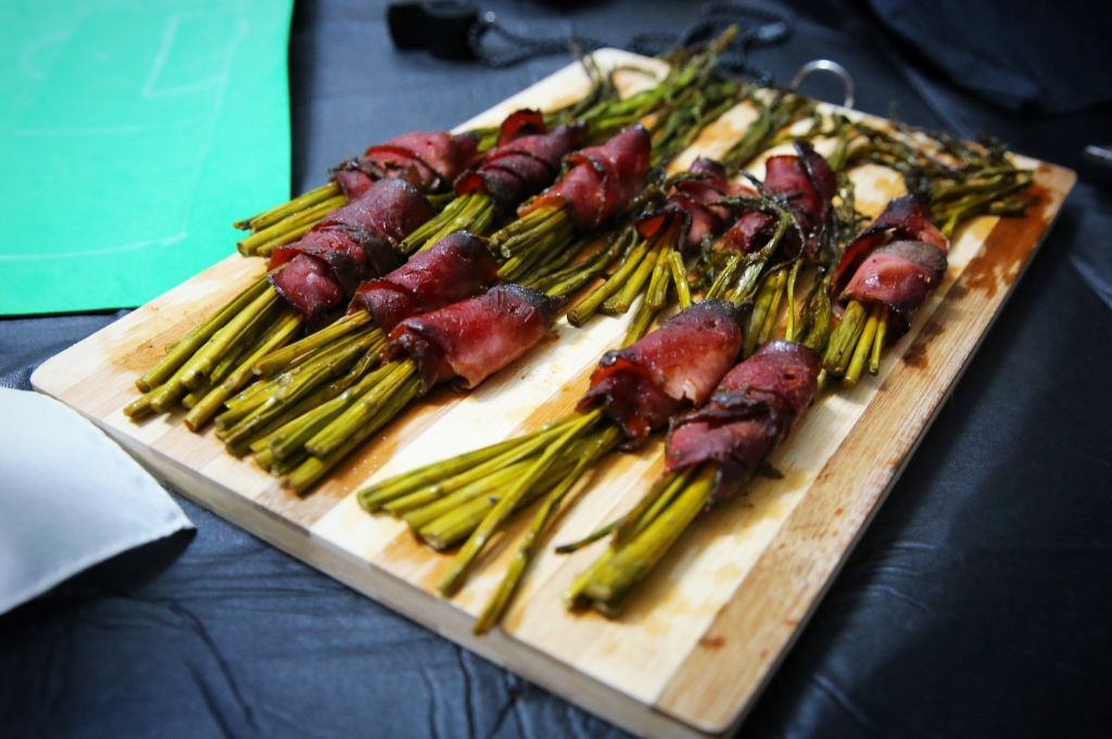 Pastrami-Wrapped Asparagus Spears