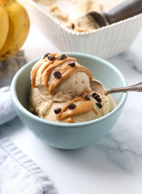 Peanut Butter Banana Ice Cream