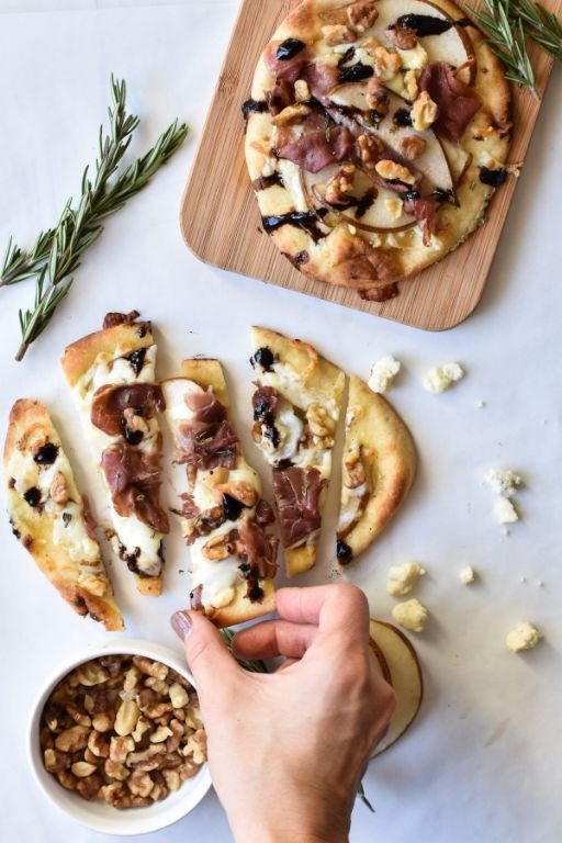 Pear and Gorgonzola Flatbread