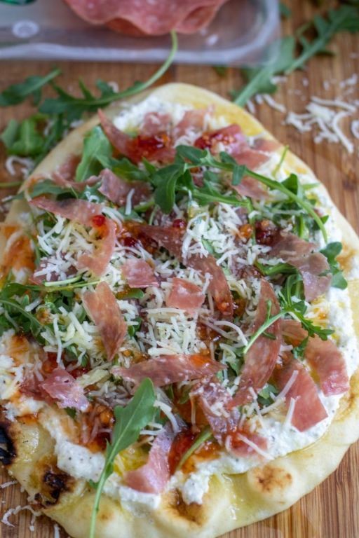 Peppered Salami Flatbread
