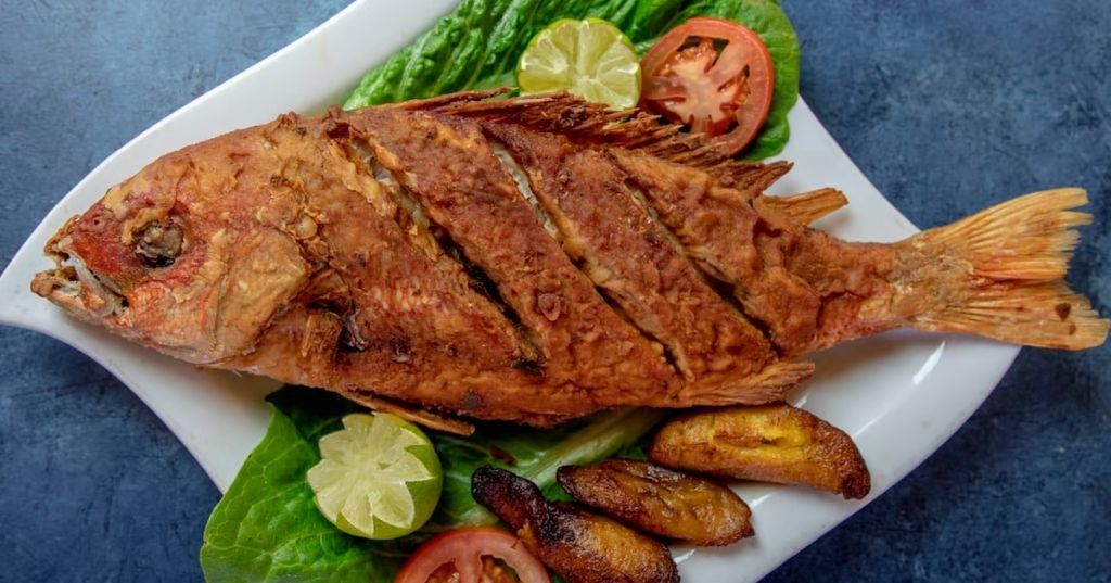 Pescado Entero Whole Fried Fish