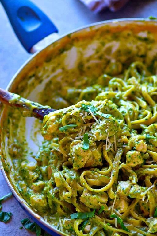 Pesto Chicken and Bertolli Alfredo Fettuccine