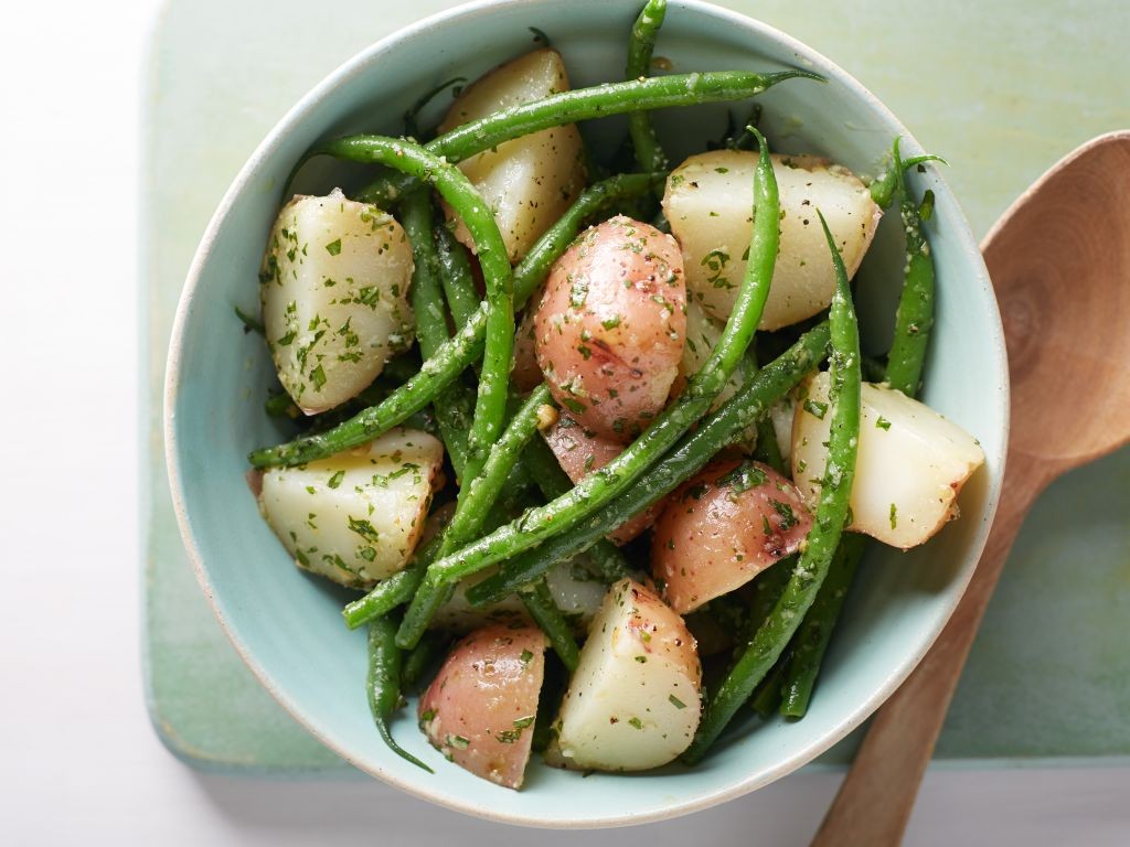 Pesto Potato Salad with Green Beans